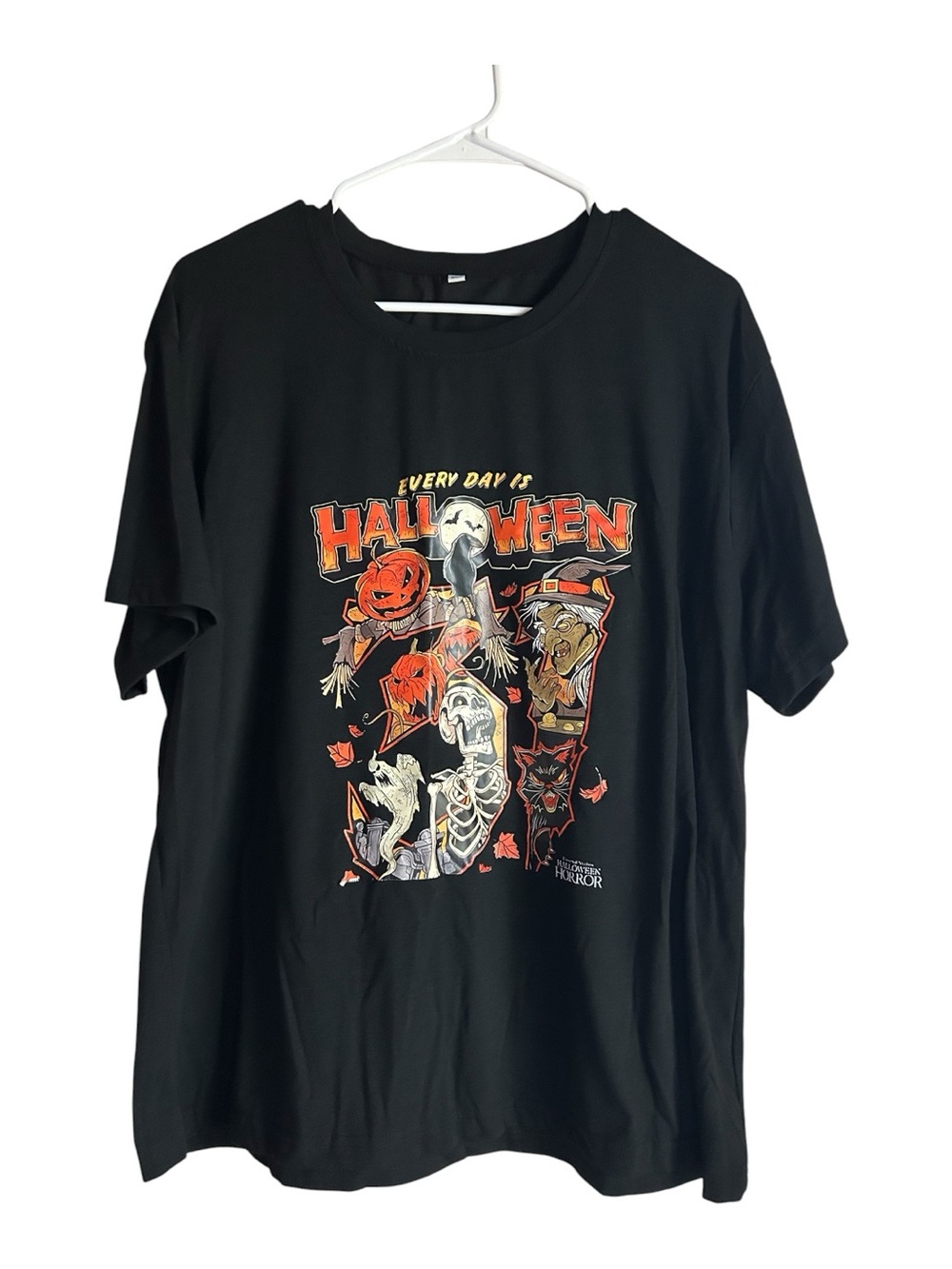 Unbranded Size 2X Every Day Is Halloween Graphic Tee Black